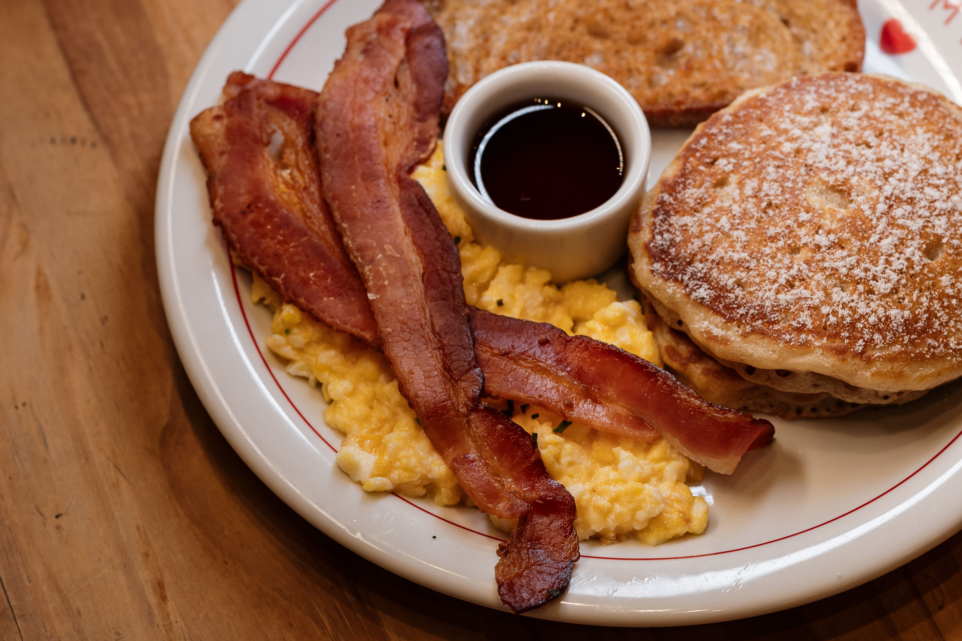 Diner breakfast plate